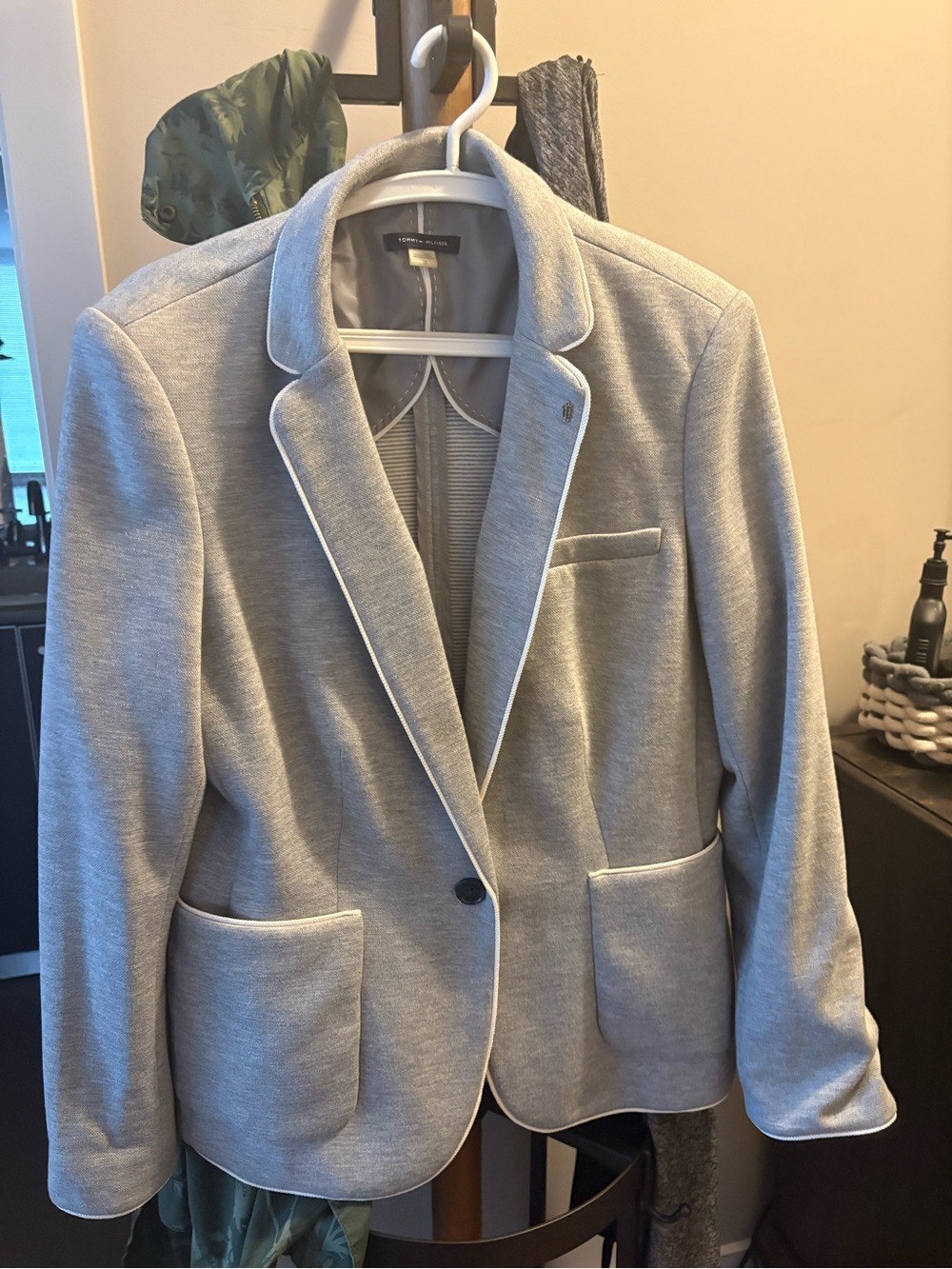 Tommy blazer, size 16
